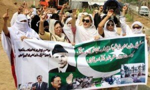 women protesting against killings in Karachi